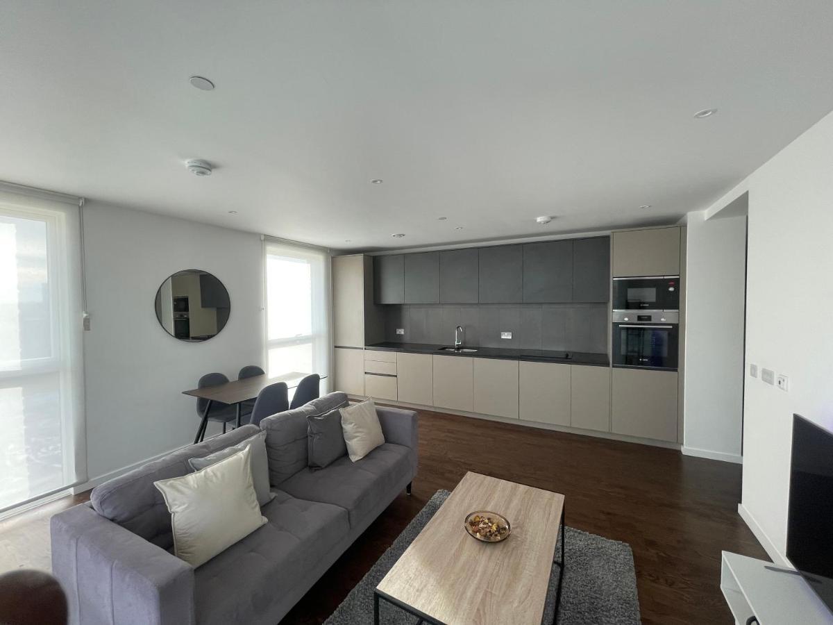 Immaculate 2Bed Apartment In London- City Views Экстерьер фото