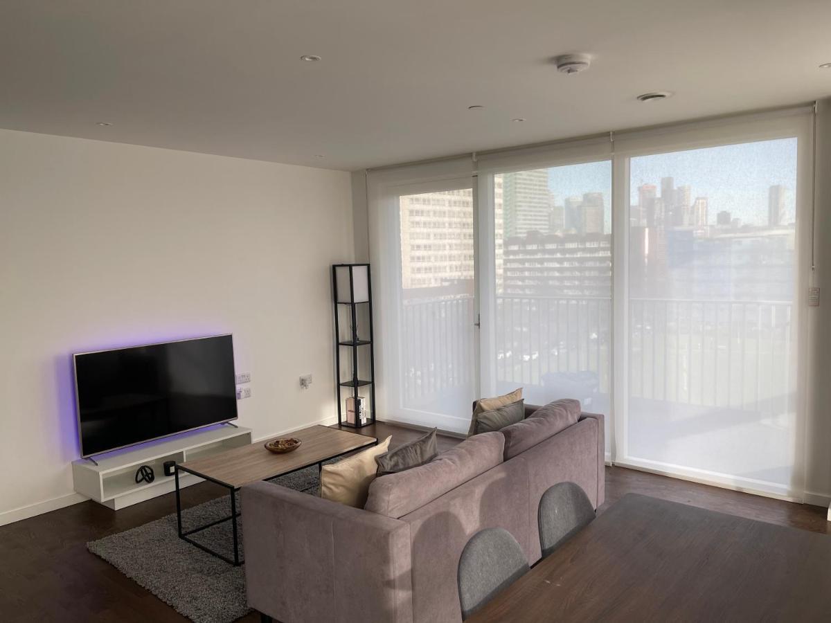 Immaculate 2Bed Apartment In London- City Views Экстерьер фото