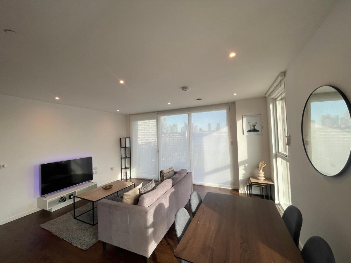Immaculate 2Bed Apartment In London- City Views Экстерьер фото