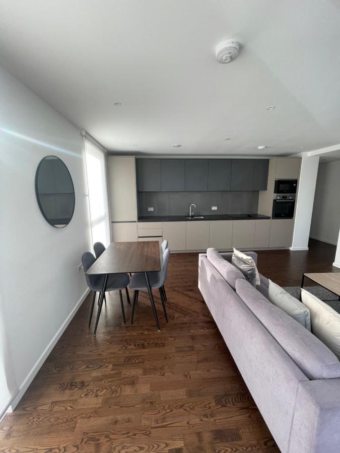 Immaculate 2Bed Apartment In London- City Views Экстерьер фото