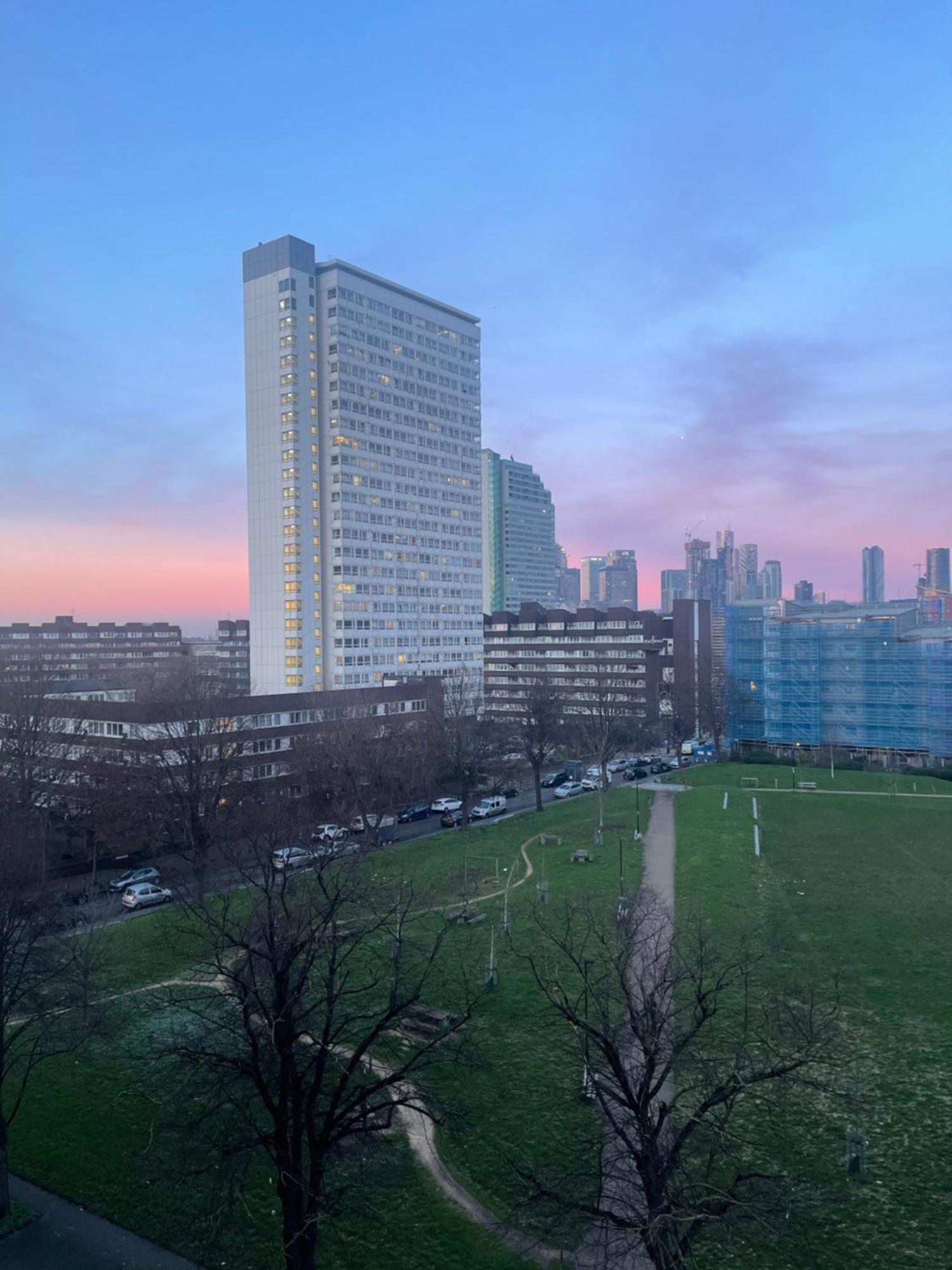 Immaculate 2Bed Apartment In London- City Views Экстерьер фото